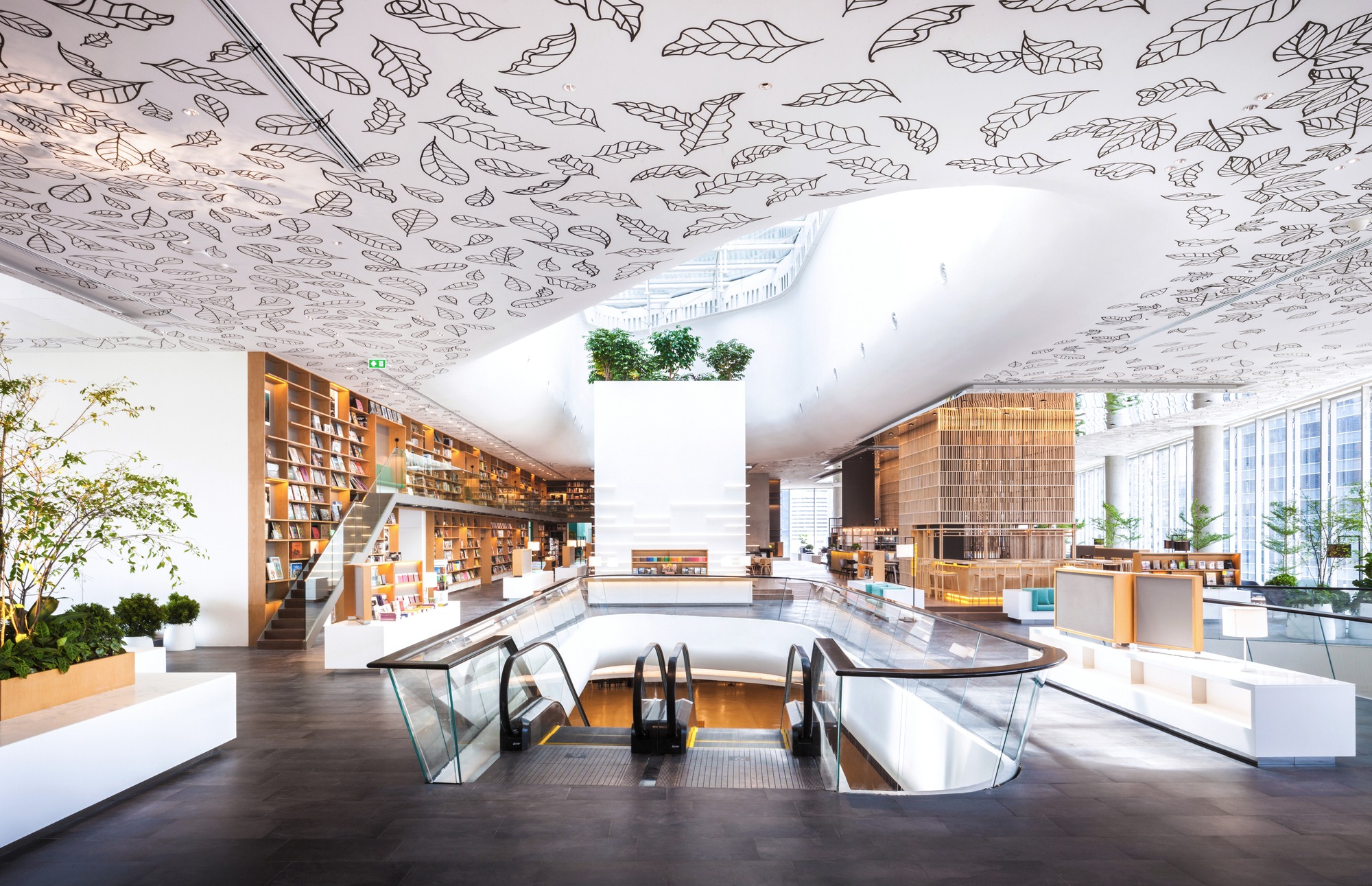 Stylish restaurant space Bernsteinort